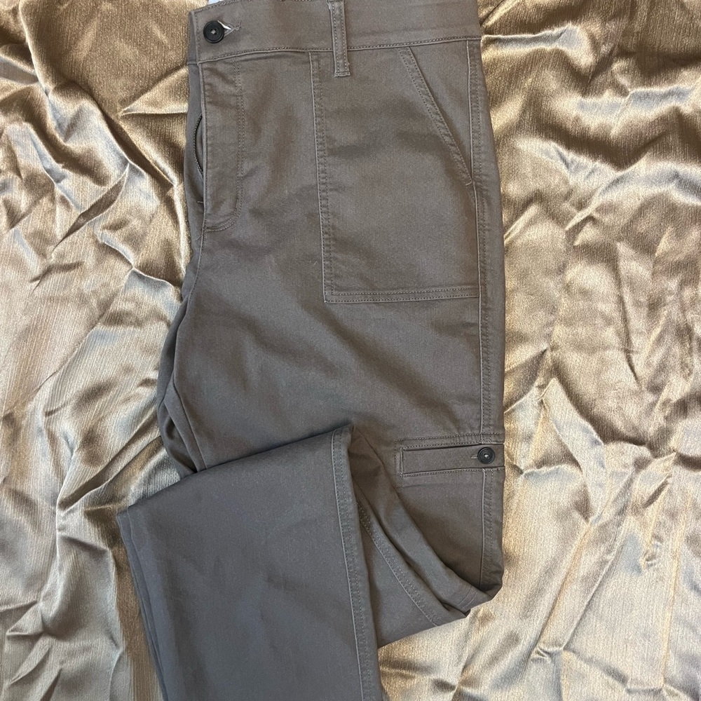 Liz Claiborne Olive Brown Straight Leg Cargo Pants